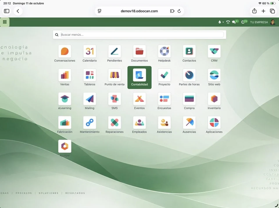 Escritorio de Odoo Community con todas las aplicaciones en el iPad de demostración.